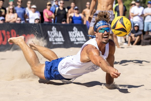 Klasnic&rsquo;s skyballs, men&rsquo;s upsets spice start of AVP Chicago Open